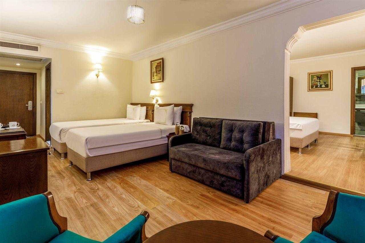 Golden Crown Otel 3*